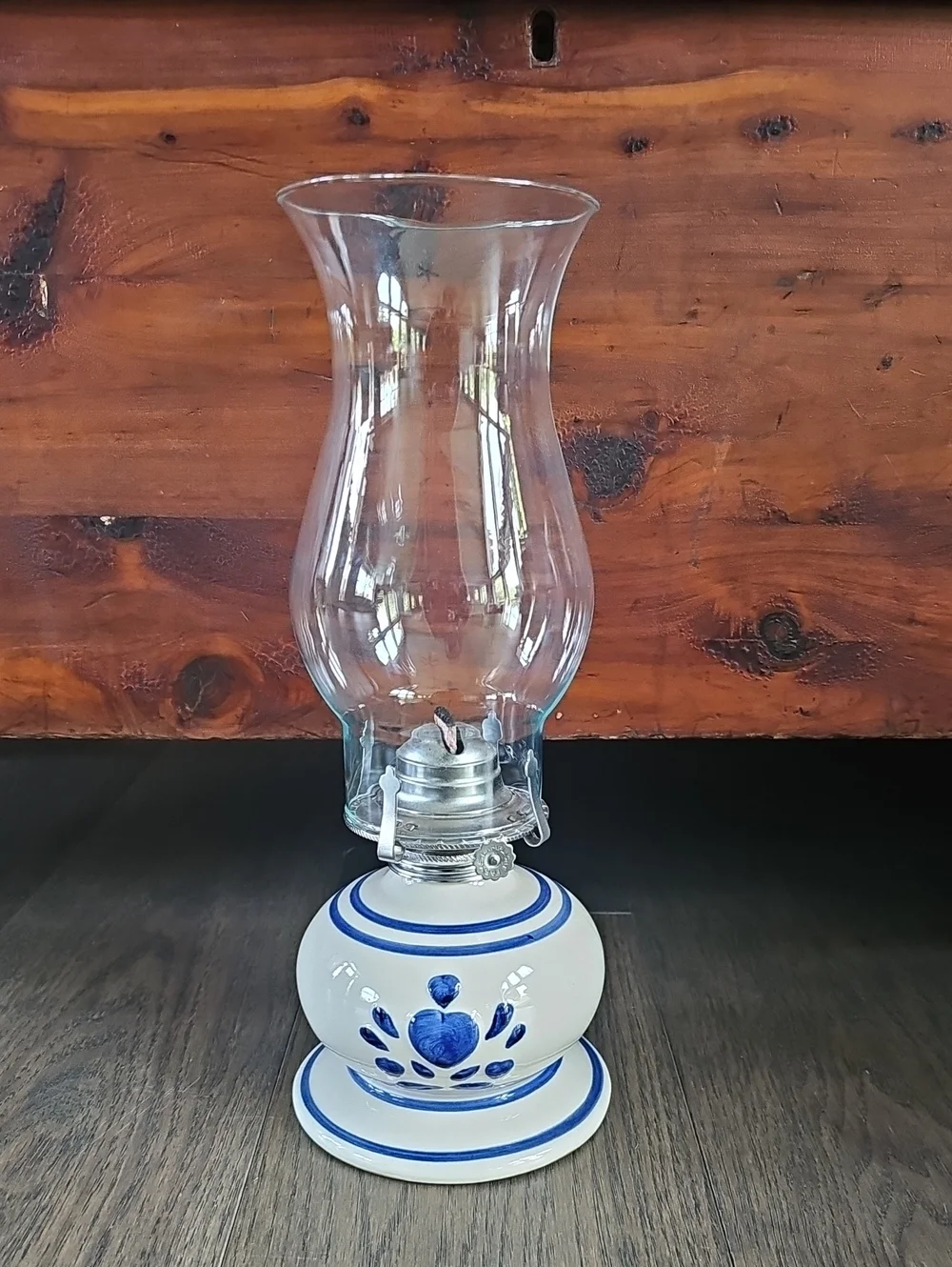 VNTG Farmhouse Blue White Ceramic Hurricane Oil Lamp Glass Chimney Cottage Decor